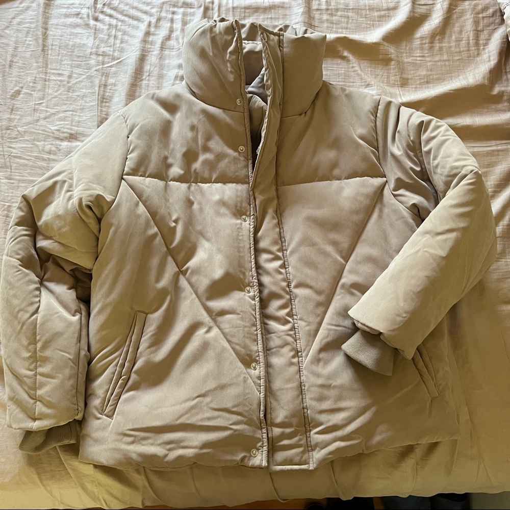 Beige Puffer - image 3